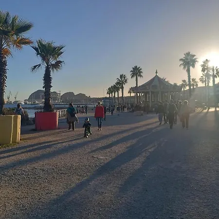 Lägenhet Le Balcon De Sadi Carnot Plein Centre Historique La Ciotat