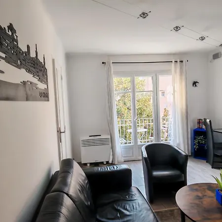 Le Balcon De Sadi Carnot Plein Centre Historique La Ciotat