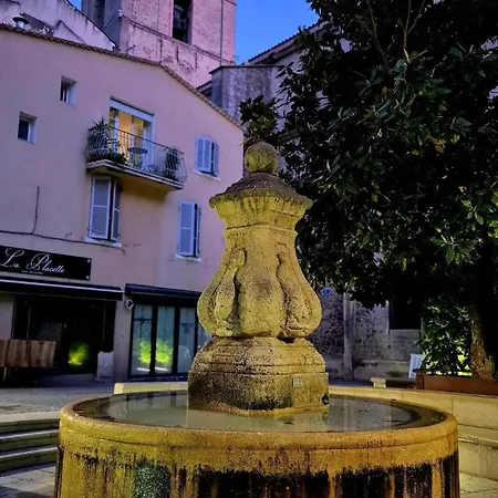 Le Balcon De Sadi Carnot Plein Centre Historique Apartament La Ciotat