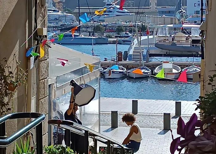 Le Balcon De Sadi Carnot Plein Centre Historique * La Ciotat