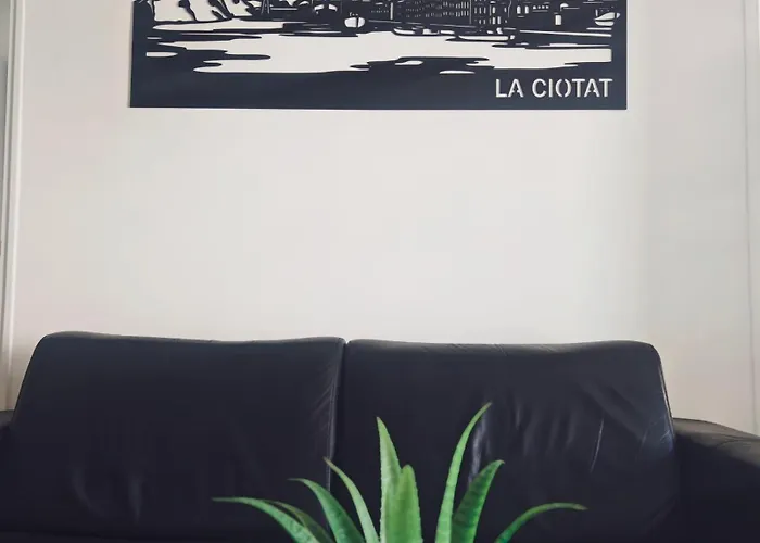 Le Balcon De Sadi Carnot Plein Centre Historique * La Ciotat