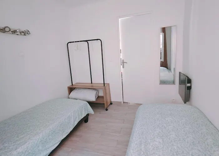Apartment Le Balcon De Sadi Carnot Plein Centre Historique La Ciotat